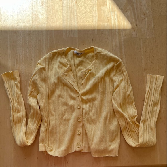 GARAGE button down yellow long sleeve crop top - Picture 1 of 4